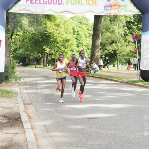 29.06.2025 - hella hamburg halbmarathon MichiJ http://msf.ph/oto/8156006 29.06.2025 10:03:35 Zwischen KM18-KM19 39 meine-sportfotos.de