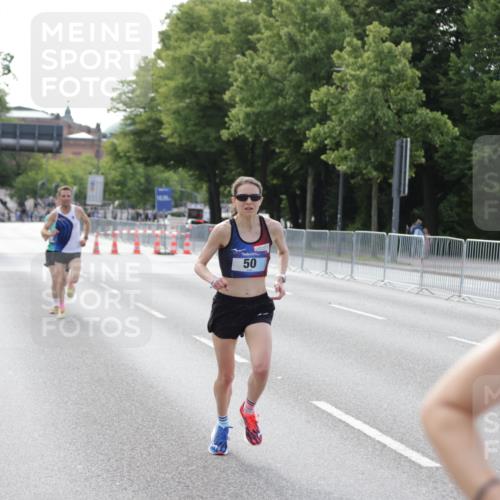 29.06.2025 - hella hamburg halbmarathon Jannik Wohlers http://msf.ph/oto/8156062 29.06.2025 09:37:25 Lombardsbrücke 45, 50, 3944, 12673 meine-sportfotos.de