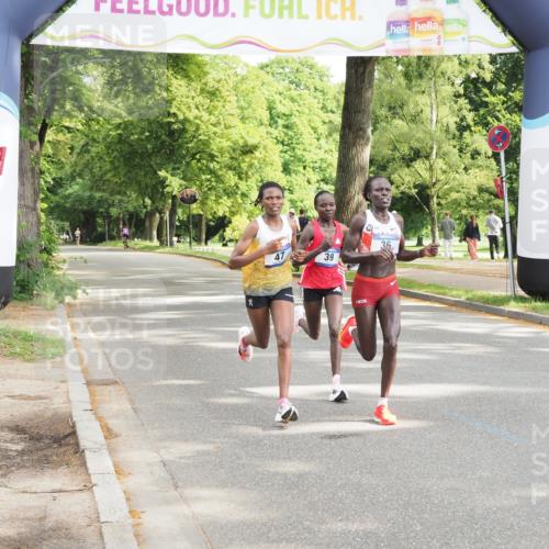 29.06.2025 - hella hamburg halbmarathon MichiJ http://msf.ph/oto/8156066 29.06.2025 10:03:36 Zwischen KM18-KM19 36, 39, 47 meine-sportfotos.de