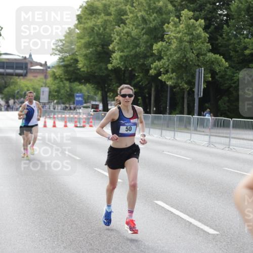 29.06.2025 - hella hamburg halbmarathon Jannik Wohlers http://msf.ph/oto/8156072 29.06.2025 09:37:25 Lombardsbrücke 45, 50, 3944, 12673 meine-sportfotos.de