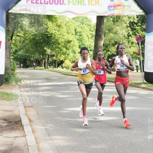 29.06.2025 - hella hamburg halbmarathon MichiJ http://msf.ph/oto/8156094 29.06.2025 10:03:36 Zwischen KM18-KM19 36, 39, 47 meine-sportfotos.de