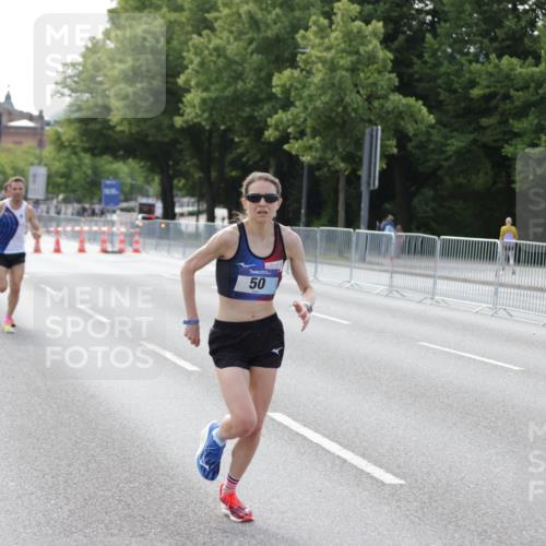 29.06.2025 - hella hamburg halbmarathon Jannik Wohlers http://msf.ph/oto/8156138 29.06.2025 09:37:25 Lombardsbrücke 45, 50, 3944, 12673 meine-sportfotos.de