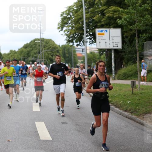 29.06.2025 - hella hamburg halbmarathon Yannick Fuchs http://msf.ph/oto/8156146 29.06.2025 10:38:15 20KM 1558, 3146, 3437, 4425, 4981, 5506, 5692, 6495, 6705, 6991, 7093, 7185, 7451, 8063, 8145, 8218, 8900, 9043, 9081, 9931, 10246, 10669, 10930, 11153, 11346, 11648, 11778, 11848, 12327, 12438, 12623, 12657, 12966, 13348, 13421, 13897, 13996, 14690, 14861, 15383, 15512, 15932, 16062, 16105, 16224, 16301, 16547, 16549, 16648, 16720, 17376, 17516, 17912, 18678, 18775, 18942, 19090 meine-sportfotos.de