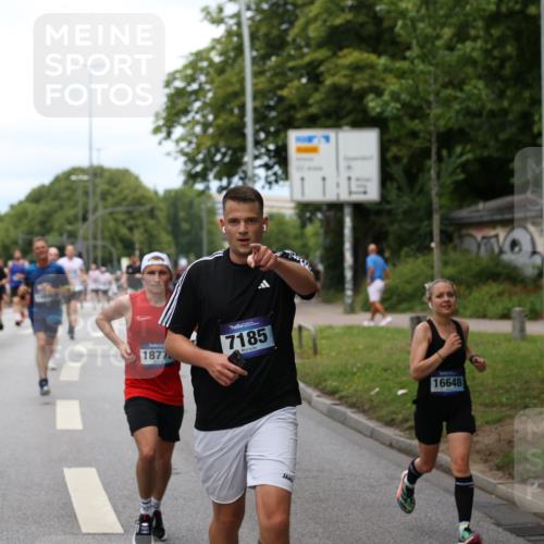 29.06.2025 - hella hamburg halbmarathon Yannick Fuchs http://msf.ph/oto/8156239 29.06.2025 10:38:17 20KM 1558, 3146, 3437, 4425, 4981, 5506, 5624, 5692, 6490, 6705, 6991, 7093, 7185, 7451, 8063, 8145, 8218, 8900, 9043, 9081, 9374, 9633, 9931, 10246, 10669, 10930, 11153, 11346, 11648, 11778, 11848, 12327, 12438, 12966, 13348, 13421, 13897, 13996, 14690, 14861, 15383, 15512, 15862, 15932, 16062, 16105, 16224, 16301, 16547, 16549, 16648, 16720, 17376, 17516, 17912, 18678, 18775, 18942, 19090 meine-sportfotos.de