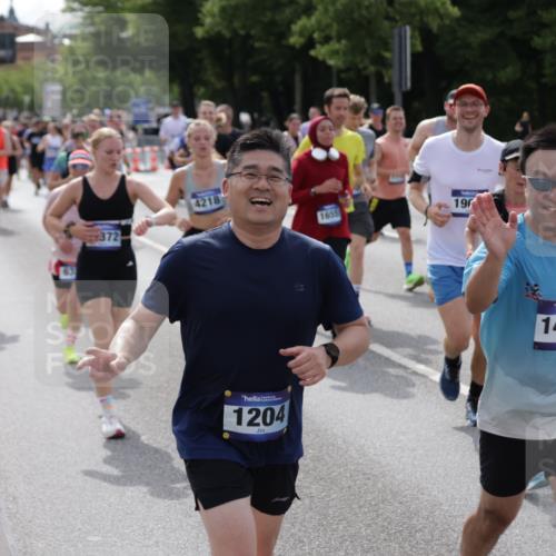 29.06.2025 - hella hamburg halbmarathon Jannik Wohlers http://msf.ph/oto/8156261 29.06.2025 10:17:10 Lombardsbrücke 1015, 1204, 1274, 1458, 1749, 1795, 2259, 2305, 2548, 2860, 3292, 3802, 3803, 4194, 4218, 4852, 5002, 6254, 6336, 6352, 6520, 6786, 7011, 7258, 7291, 7410, 7413, 7566, 7844, 8144, 8210, 8309, 8351, 8433, 8895, 9848, 10620, 10677, 11372, 11707, 12031, 12668, 12683, 14194, 14208, 14209, 14307, 14648, 14877, 15978, 16024, 16555, 17083, 17542, 17628, 17717, 17927, 18039, 18060, 18469, 18526, 18564, 19029 meine-sportfotos.de
