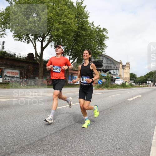 29.06.2025 - hella hamburg halbmarathon Yannick Fuchs http://msf.ph/oto/8156453 29.06.2025 10:17:12 20KM 6559, 9442, 10650, 11965, 13751, 16068, 17856 meine-sportfotos.de