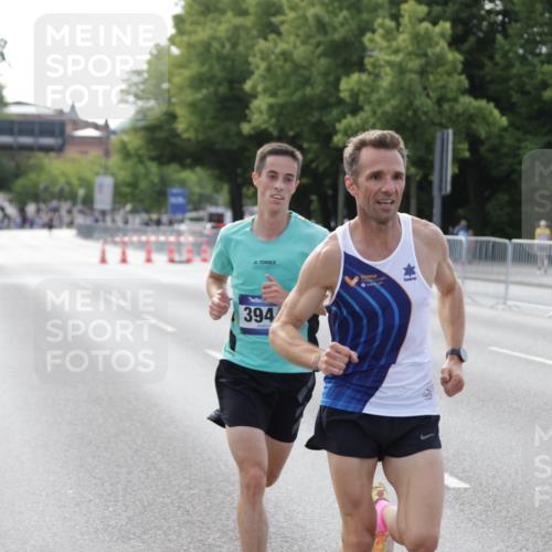 29.06.2025 - hella hamburg halbmarathon Jannik Wohlers http://msf.ph/oto/8156543 29.06.2025 09:37:28 Lombardsbrücke 45, 50, 3944, 12673 meine-sportfotos.de