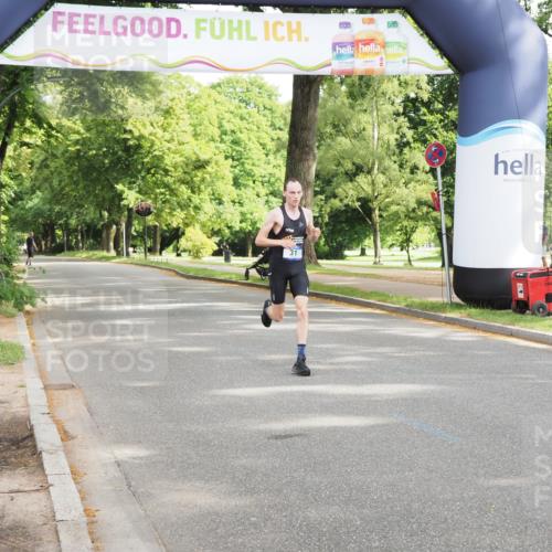 29.06.2025 - hella hamburg halbmarathon MichiJ http://msf.ph/oto/8156550 29.06.2025 10:05:46 Zwischen KM18-KM19  meine-sportfotos.de