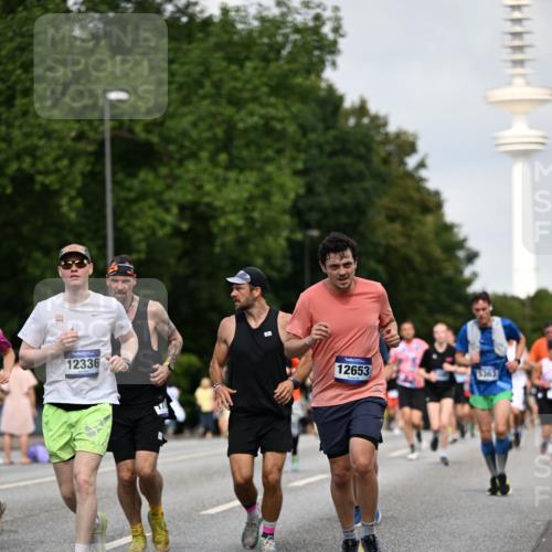 29.06.2025 - hella hamburg halbmarathon Dr. Thomas Lammeyer http://msf.ph/oto/8156554 29.06.2025 10:08:14 Kennedybrücke 1032, 1161, 1355, 1367, 1450, 2277, 2979, 3488, 4095, 4488, 4951, 5058, 5363, 6142, 6706, 7485, 8177, 8421, 8422, 8423, 8484, 9526, 9899, 10756 meine-sportfotos.de