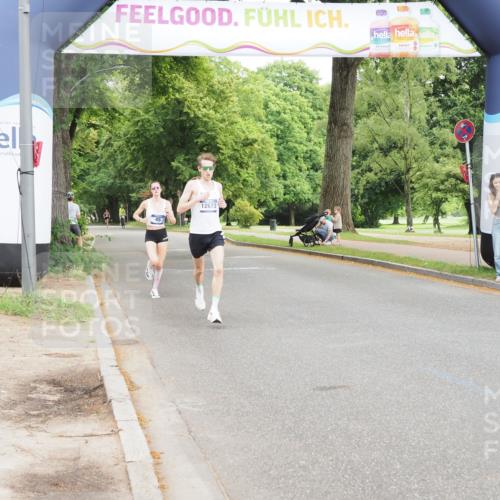 29.06.2025 - hella hamburg halbmarathon MichiJ http://msf.ph/oto/8156628 29.06.2025 10:06:45 Zwischen KM18-KM19  meine-sportfotos.de
