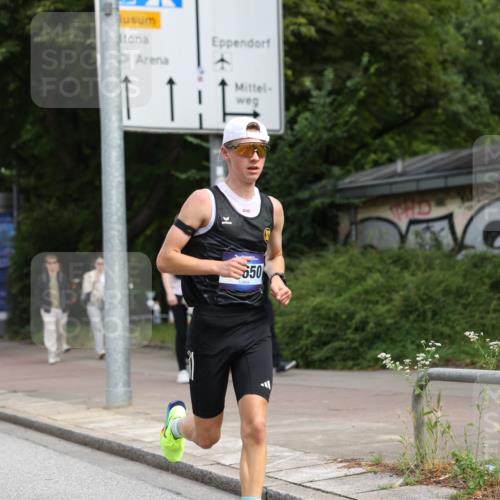29.06.2025 - hella hamburg halbmarathon Yannick Fuchs http://msf.ph/oto/8156644 29.06.2025 10:17:29 20KM 6559, 9475, 10650, 11965, 13751, 16068, 17886 meine-sportfotos.de