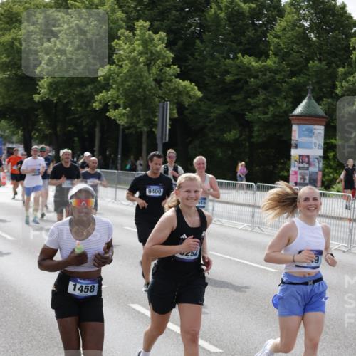 29.06.2025 - hella hamburg halbmarathon Jannik Wohlers http://msf.ph/oto/8156685 29.06.2025 10:17:19 Lombardsbrücke 1015, 1204, 1274, 1458, 1622, 1749, 1795, 2094, 2259, 2548, 3138, 3292, 4218, 5002, 5290, 5611, 5733, 6254, 6336, 6352, 6786, 7258, 7413, 8144, 9400, 9798, 9848, 10174, 10620, 10677, 10831, 11156, 11275, 11372, 11656, 11707, 11916, 12031, 12668, 12683, 13843, 14013, 14194, 14307, 14420, 14701, 14825, 14877, 15978, 16024, 16038, 16576, 16707, 17083, 17270, 17542, 17616, 18564, 19029 meine-sportfotos.de
