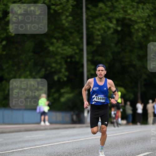 29.06.2025 - hella hamburg halbmarathon Dr. Thomas Lammeyer http://msf.ph/oto/8156779 29.06.2025 09:43:07 Kennedybrücke 34, 35, 52, 53, 54, 2659, 3720, 6530, 9255, 10650 meine-sportfotos.de