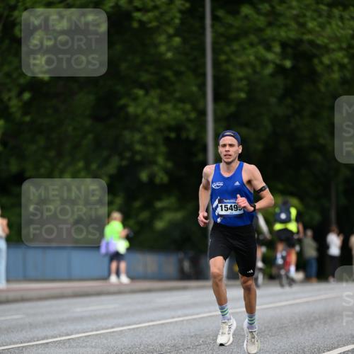 29.06.2025 - hella hamburg halbmarathon Dr. Thomas Lammeyer http://msf.ph/oto/8156792 29.06.2025 09:43:07 Kennedybrücke 34, 35, 52, 53, 54, 2659, 3720, 6530, 9255, 10650 meine-sportfotos.de