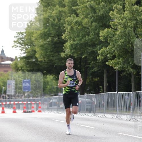 29.06.2025 - hella hamburg halbmarathon Jannik Wohlers http://msf.ph/oto/8156841 29.06.2025 09:37:59 Lombardsbrücke 4116, 11409 meine-sportfotos.de