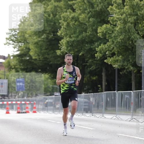 29.06.2025 - hella hamburg halbmarathon Jannik Wohlers http://msf.ph/oto/8156852 29.06.2025 09:37:59 Lombardsbrücke 4116, 11409 meine-sportfotos.de