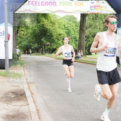 29.06.2025 - hella hamburg halbmarathon MichiJ http://msf.ph/oto/8156857 29.06.2025 10:06:47 Zwischen KM18-KM19 45, 12673 meine-sportfotos.de