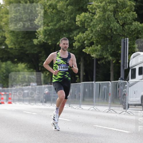 29.06.2025 - hella hamburg halbmarathon Jannik Wohlers http://msf.ph/oto/8156953 29.06.2025 09:37:59 Lombardsbrücke 4116, 11409 meine-sportfotos.de