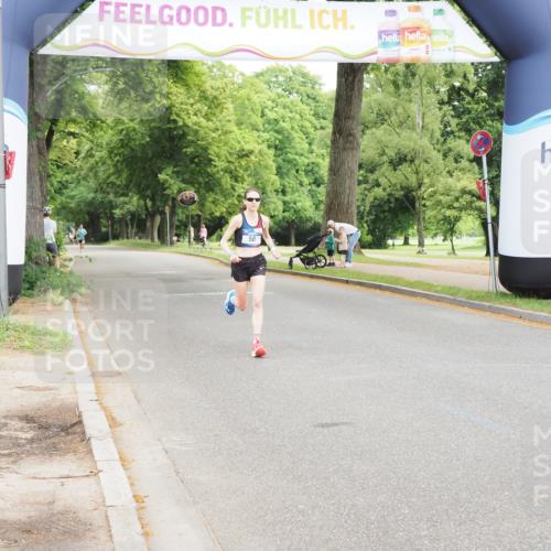 29.06.2025 - hella hamburg halbmarathon MichiJ http://msf.ph/oto/8156968 29.06.2025 10:07:05 Zwischen KM18-KM19  meine-sportfotos.de