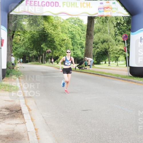 29.06.2025 - hella hamburg halbmarathon MichiJ http://msf.ph/oto/8156988 29.06.2025 10:07:05 Zwischen KM18-KM19  meine-sportfotos.de