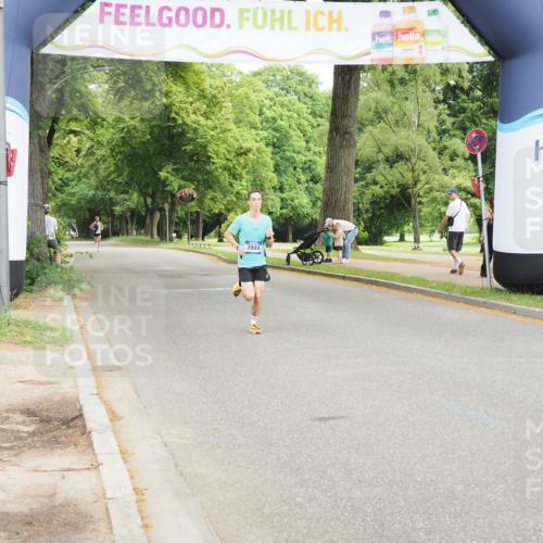 29.06.2025 - hella hamburg halbmarathon MichiJ http://msf.ph/oto/8157072 29.06.2025 10:07:17 Zwischen KM18-KM19 3944 meine-sportfotos.de
