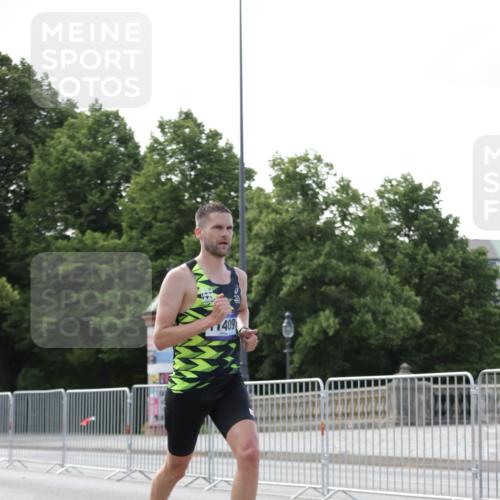 29.06.2025 - hella hamburg halbmarathon Jannik Wohlers http://msf.ph/oto/8157133 29.06.2025 09:38:01 Lombardsbrücke 4116, 11409 meine-sportfotos.de