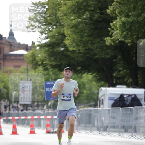 29.06.2025 - hella hamburg halbmarathon Jannik Wohlers http://msf.ph/oto/8157184 29.06.2025 09:38:03 Lombardsbrücke 4116, 11409, 11864 meine-sportfotos.de