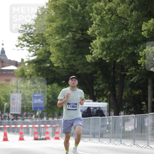 29.06.2025 - hella hamburg halbmarathon Jannik Wohlers http://msf.ph/oto/8157267 29.06.2025 09:38:03 Lombardsbrücke 4116, 11409, 11864 meine-sportfotos.de