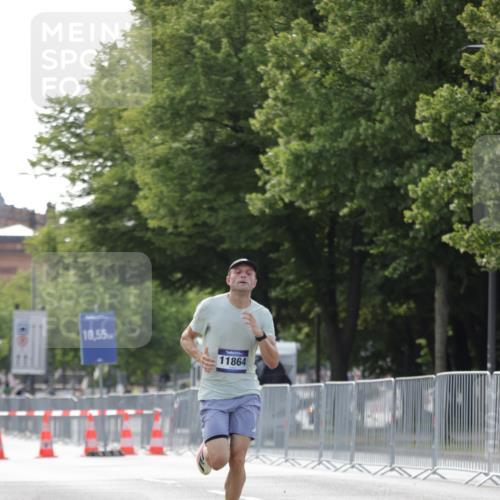 29.06.2025 - hella hamburg halbmarathon Jannik Wohlers http://msf.ph/oto/8157317 29.06.2025 09:38:04 Lombardsbrücke 4116, 11409, 11864 meine-sportfotos.de
