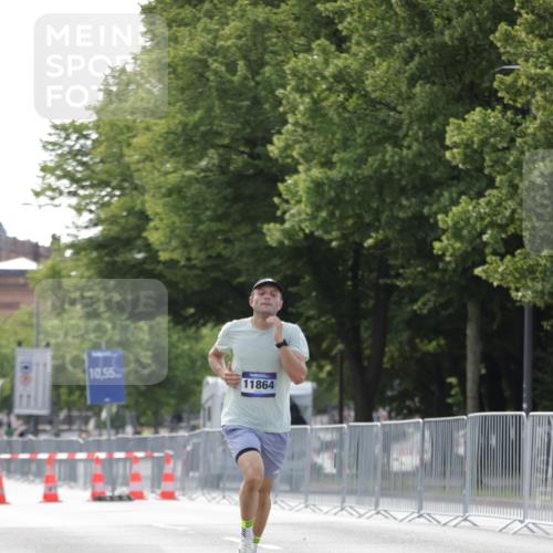 29.06.2025 - hella hamburg halbmarathon Jannik Wohlers http://msf.ph/oto/8157337 29.06.2025 09:38:04 Lombardsbrücke 4116, 11409, 11864 meine-sportfotos.de