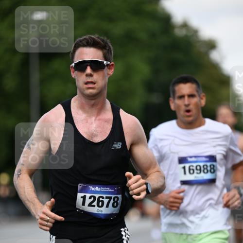 29.06.2025 - hella hamburg halbmarathon Dr. Thomas Lammeyer http://msf.ph/oto/8157439 29.06.2025 09:43:29 Kennedybrücke 34, 54, 5253, 6530, 6816, 9151, 9447, 9475 meine-sportfotos.de