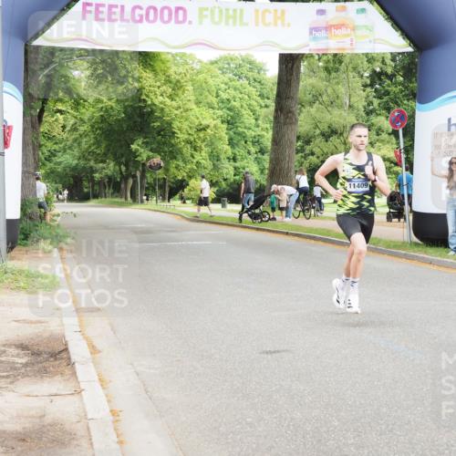 29.06.2025 - hella hamburg halbmarathon MichiJ http://msf.ph/oto/8157504 29.06.2025 10:07:32 Zwischen KM18-KM19 11409 meine-sportfotos.de