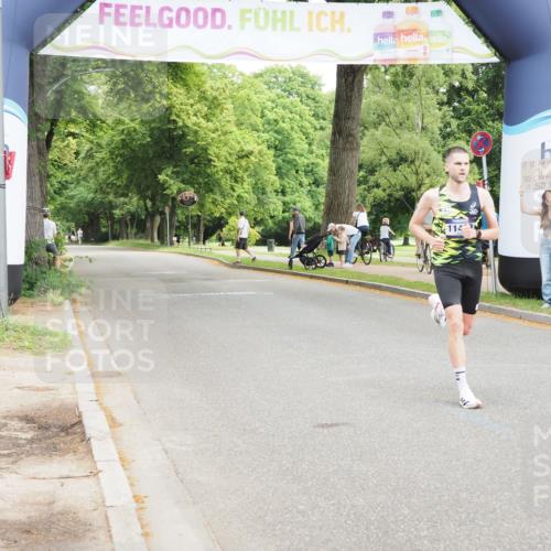 29.06.2025 - hella hamburg halbmarathon MichiJ http://msf.ph/oto/8157518 29.06.2025 10:07:32 Zwischen KM18-KM19 11409 meine-sportfotos.de