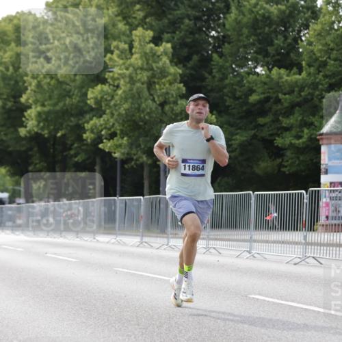 29.06.2025 - hella hamburg halbmarathon Jannik Wohlers http://msf.ph/oto/8157528 29.06.2025 09:38:06 Lombardsbrücke 4116, 11409, 11864 meine-sportfotos.de