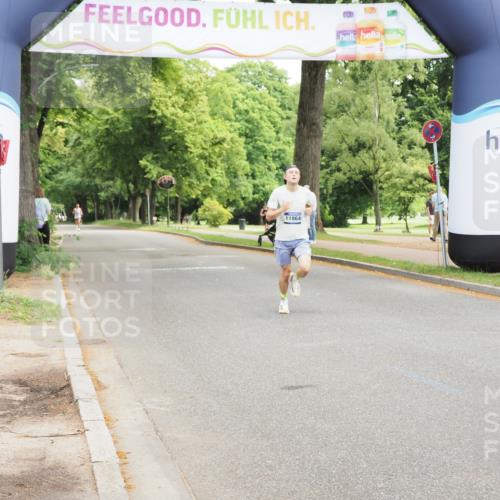 29.06.2025 - hella hamburg halbmarathon MichiJ http://msf.ph/oto/8157553 29.06.2025 10:07:56 Zwischen KM18-KM19  meine-sportfotos.de