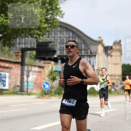 29.06.2025 - hella hamburg halbmarathon Yannick Fuchs http://msf.ph/oto/8157626 29.06.2025 10:18:35 20KM 35, 52, 7834, 7862, 9151, 16169, 17771, 18328, 18930 meine-sportfotos.de