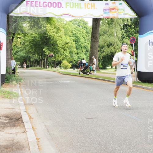 29.06.2025 - hella hamburg halbmarathon MichiJ http://msf.ph/oto/8157674 29.06.2025 10:07:56 Zwischen KM18-KM19  meine-sportfotos.de