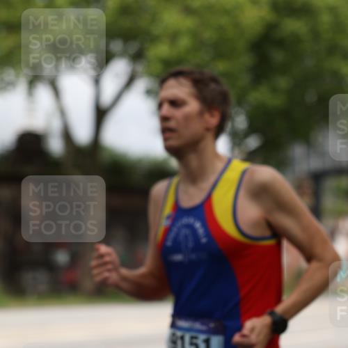 29.06.2025 - hella hamburg halbmarathon Yannick Fuchs http://msf.ph/oto/8157939 29.06.2025 10:18:46 20KM 6699, 7834, 9151, 9385, 9447, 16169, 17771, 19078 meine-sportfotos.de