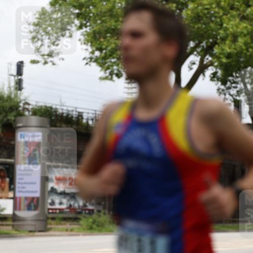 29.06.2025 - hella hamburg halbmarathon Yannick Fuchs http://msf.ph/oto/8157948 29.06.2025 10:18:46 20KM 6699, 7834, 9151, 9385, 9447, 16169, 17771, 19078 meine-sportfotos.de