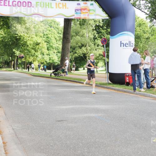 29.06.2025 - hella hamburg halbmarathon MichiJ http://msf.ph/oto/8157960 29.06.2025 10:08:21 Zwischen KM18-KM19  meine-sportfotos.de