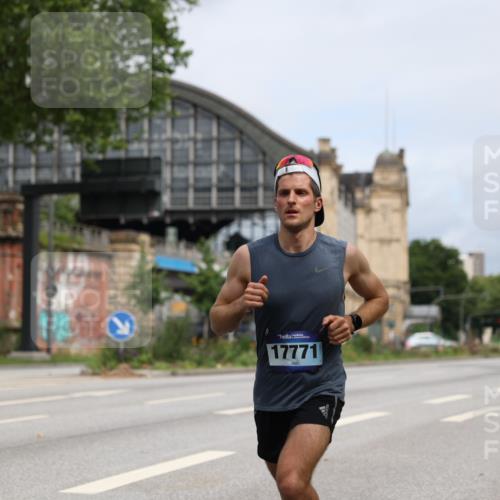 29.06.2025 - hella hamburg halbmarathon Yannick Fuchs http://msf.ph/oto/8157984 29.06.2025 10:18:49 20KM 6699, 7834, 9151, 9385, 9447, 16169, 17771, 19078 meine-sportfotos.de
