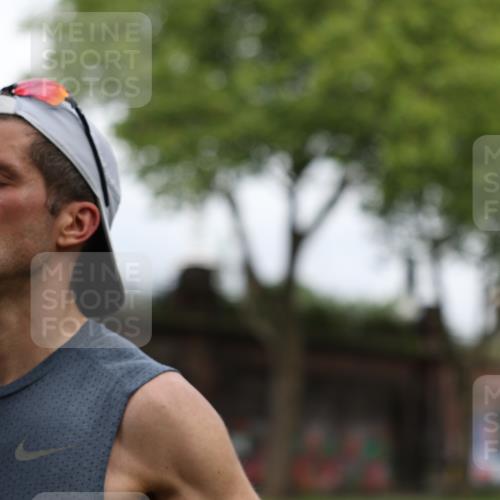 29.06.2025 - hella hamburg halbmarathon Yannick Fuchs http://msf.ph/oto/8158034 29.06.2025 10:18:50 20KM 6699, 7834, 9385, 9447, 16169, 17771, 19078 meine-sportfotos.de