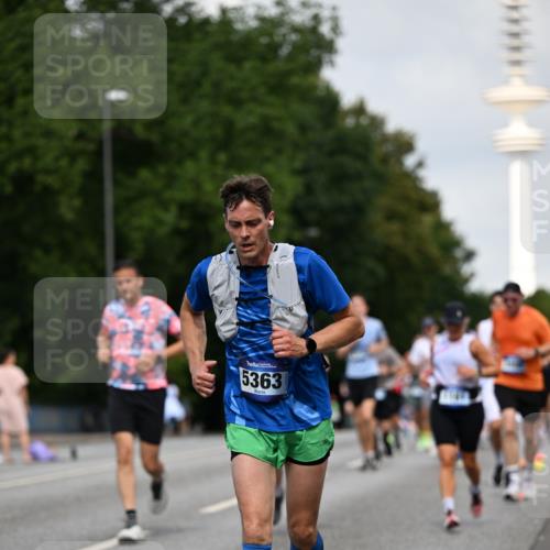 29.06.2025 - hella hamburg halbmarathon Dr. Thomas Lammeyer http://msf.ph/oto/8158035 29.06.2025 10:08:20 Kennedybrücke 1032, 1161, 1355, 1367, 1377, 1450, 1674, 2277, 2979, 3413, 3488, 4488, 4951, 5058, 5354, 5363, 5365, 5976, 6142, 6706, 6709, 7485, 8177, 8421, 8422, 8423, 9526, 10756 meine-sportfotos.de