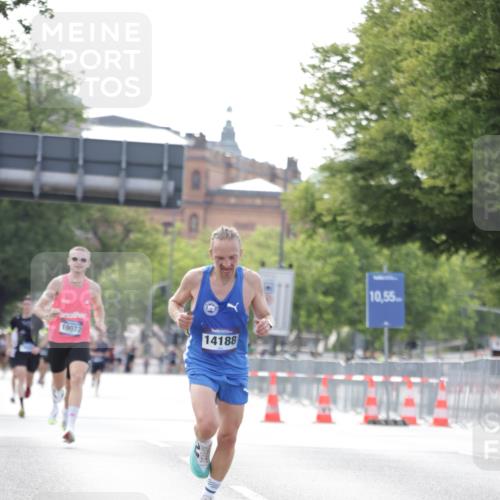 29.06.2025 - hella hamburg halbmarathon Jannik Wohlers http://msf.ph/oto/8158047 29.06.2025 09:38:47 Lombardsbrücke 14188, 16529 meine-sportfotos.de