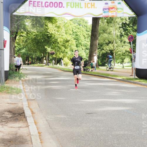 29.06.2025 - hella hamburg halbmarathon MichiJ http://msf.ph/oto/8158096 29.06.2025 10:08:35 Zwischen KM18-KM19 18694 meine-sportfotos.de