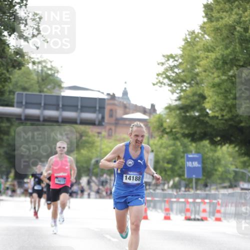 29.06.2025 - hella hamburg halbmarathon Jannik Wohlers http://msf.ph/oto/8158119 29.06.2025 09:38:47 Lombardsbrücke 14188, 16529 meine-sportfotos.de