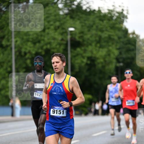 29.06.2025 - hella hamburg halbmarathon Dr. Thomas Lammeyer http://msf.ph/oto/8158132 29.06.2025 09:43:39 Kennedybrücke 5253, 6816, 9151, 9447, 9475 meine-sportfotos.de