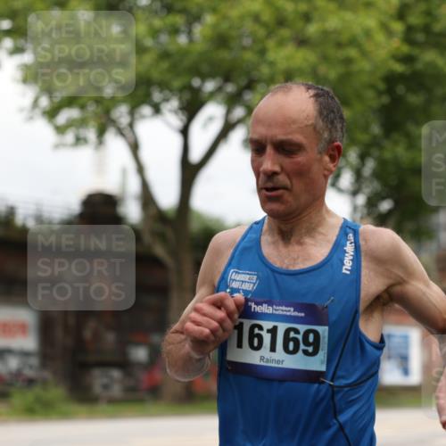 29.06.2025 - hella hamburg halbmarathon Yannick Fuchs http://msf.ph/oto/8158133 29.06.2025 10:18:54 20KM 5301, 6699, 7834, 9385, 9447, 16169, 17771, 19078 meine-sportfotos.de