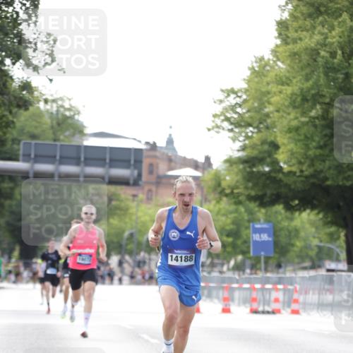 29.06.2025 - hella hamburg halbmarathon Jannik Wohlers http://msf.ph/oto/8158146 29.06.2025 09:38:48 Lombardsbrücke 14188, 16529 meine-sportfotos.de