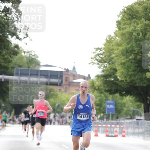 29.06.2025 - hella hamburg halbmarathon Jannik Wohlers http://msf.ph/oto/8158189 29.06.2025 09:38:48 Lombardsbrücke 14188, 16529 meine-sportfotos.de